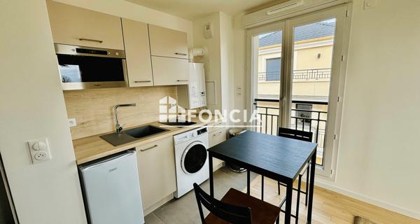 Location Studio meublé 22.95 m² - Viroflay 78220