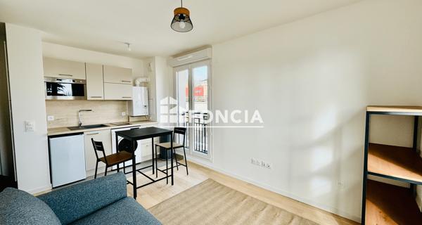 Location Studio meublé 22.95 m² - Viroflay 78220