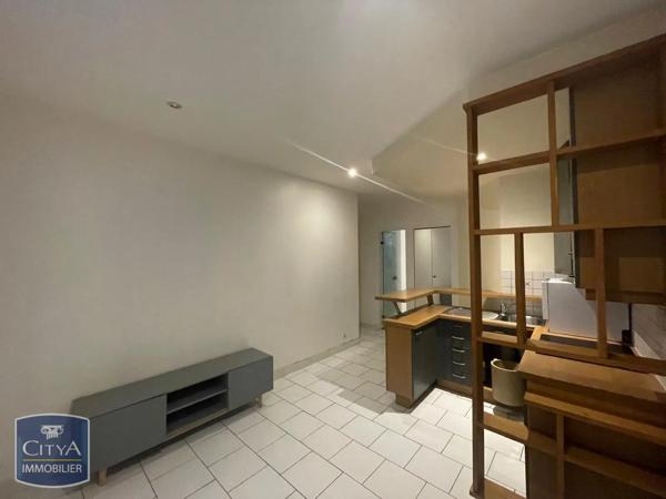 Appartement à louer 2 pièces 32m² Paris 17e Arrondissement (75017)