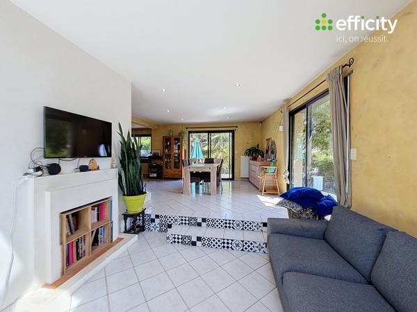 Maison
         5 pièces
        - 120 m² 339 000 € *