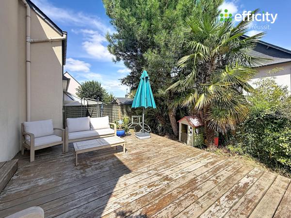 Maison
         5 pièces
        - 120 m² 339 000 € *