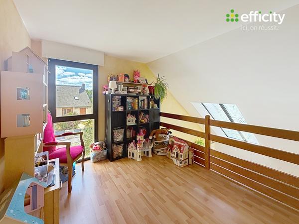 Maison
         5 pièces
        - 120 m² 339 000 € *