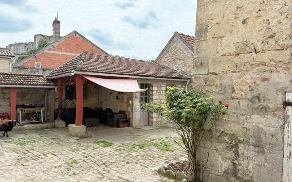 Maison à vendre    4 pièces • 176 m2 Villers-Cotterêts