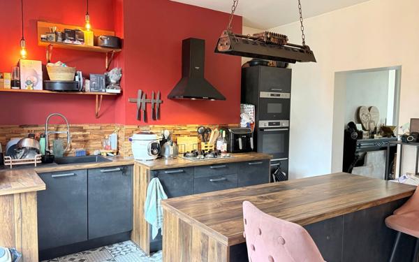 Maison à vendre    4 pièces • 176 m2 Villers-Cotterêts