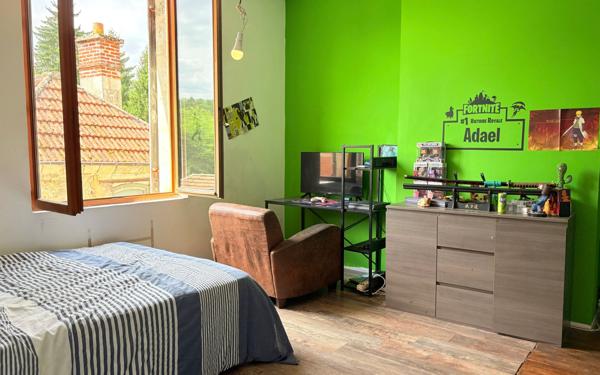 Maison à vendre    4 pièces • 176 m2 Villers-Cotterêts