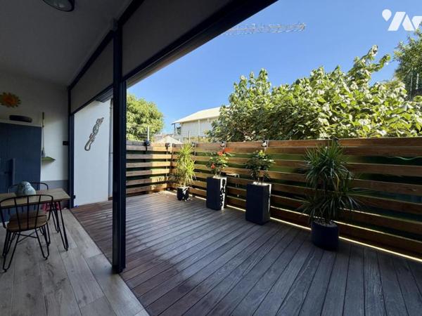 SAINT PIERRE HYPER CENTRE VILLE T2 EN REZ DE JARDIN