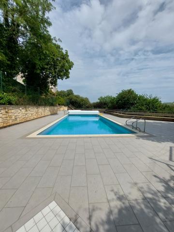 Poitiers (86000) APPARTEMENT DANS RÉSIDENCE SECURISEE