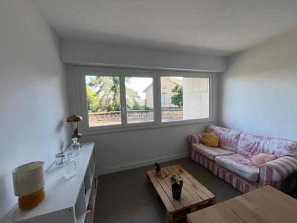 Poitiers (86000) APPARTEMENT DANS RÉSIDENCE SECURISEE