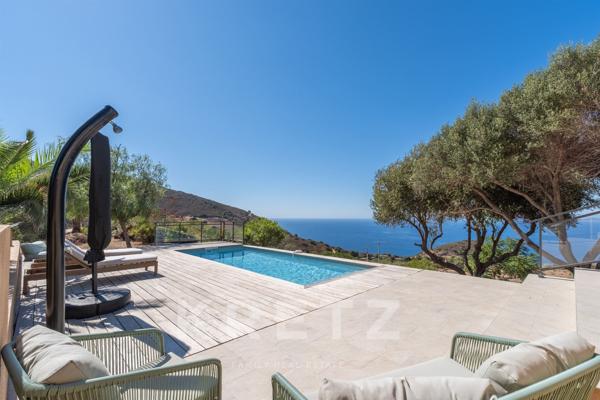 Maison avec piscine et vue mer