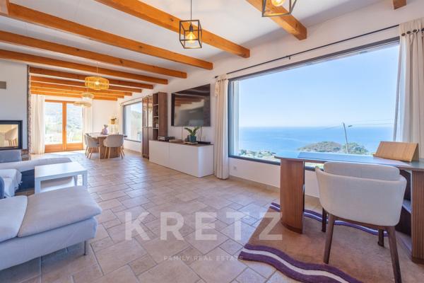 Maison avec piscine et vue mer