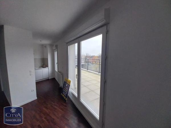 Appartement à louer 4 pièces 70.86m² Douai (59500)