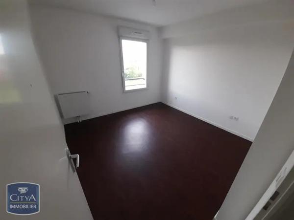 Appartement à louer 4 pièces 70.86m² Douai (59500)