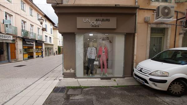 Local d’activité  en vente - Isère - 38