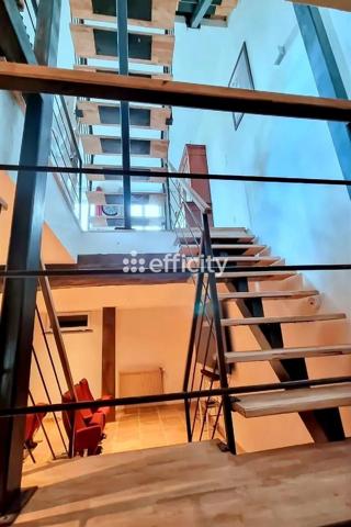 Local Commercial 11 pièces - 347 m²