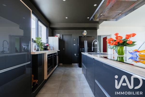 Maison à vendre 6 pièces 200 m² Angoulins