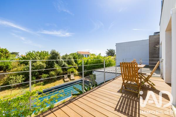Maison à vendre 6 pièces 200 m² Angoulins