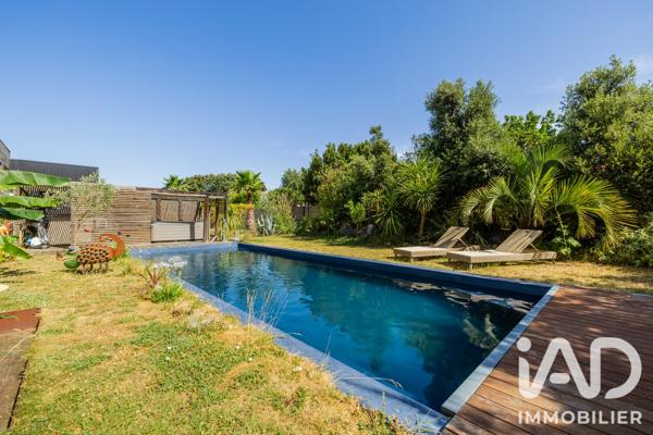 Maison à vendre 6 pièces 200 m² Angoulins