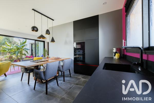Maison à vendre 6 pièces 200 m² Angoulins