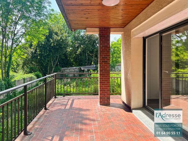 Maison Forges Les Bains 6 pièces 4 chambres 120 m2 utiles