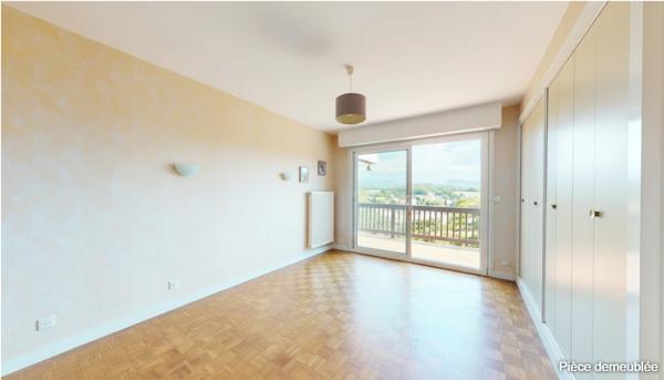 HERRIBISTA Maison Saint Pée Sur Nivelle T7 avec vue panoramique