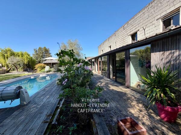 Maison à vendre 8 pièces SAVENNIERES (49)