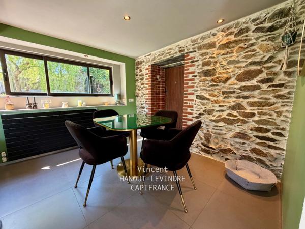 Maison à vendre 8 pièces SAVENNIERES (49)