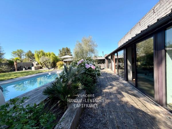 Maison à vendre 8 pièces SAVENNIERES (49)