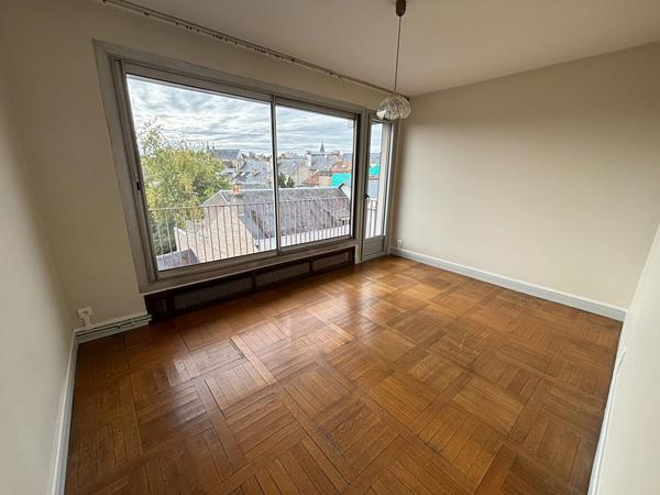 T3 Poitiers Centre-ville – 73.01 m²