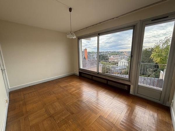 T3 Poitiers Centre-ville – 73.01 m²