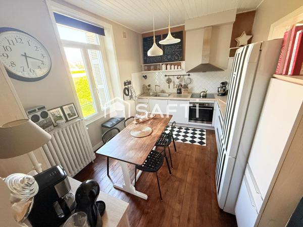 Maison de 136 M2, 3 chambres, proche des commodités à pieds