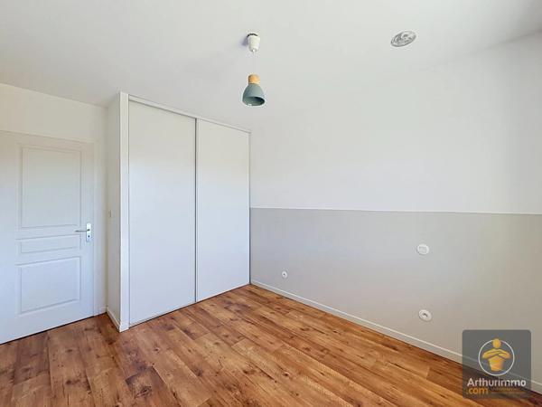 Vente                                                      Maison
                        
                     4 pièces                      90 m2                     à Aureilhan