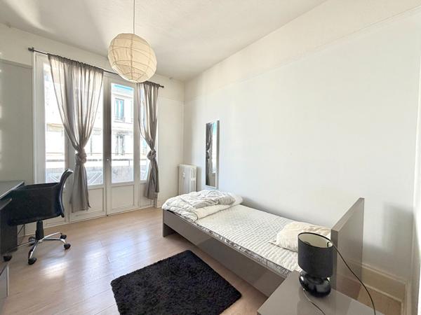 Appartement T4 de 63 m² - Idéalement situé face à la faculté