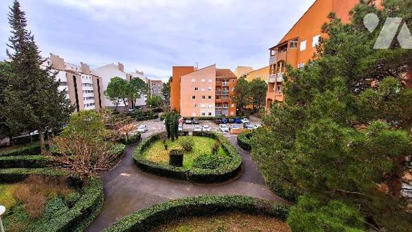 Appartement T4 Jas de Bouffan + parking