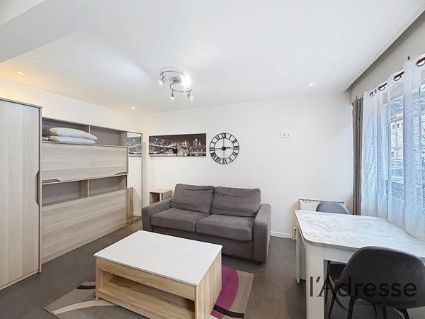 IDEAL INVESTISSEUR ou PREMIER ACHAT: Mandelieu coquet STUDIO 27m2 avec cave !