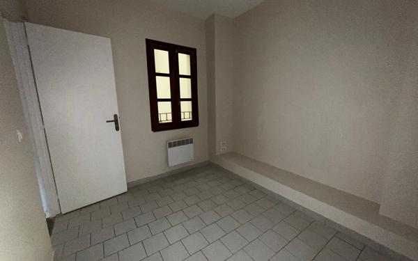 Appartement à louer    2 pièces •  Riez