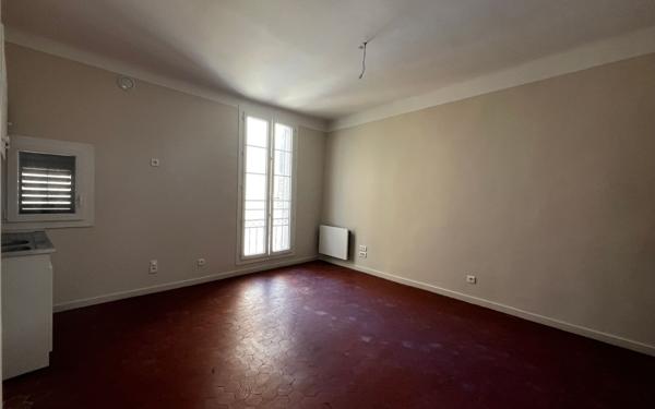 Appartement à louer    2 pièces •  Riez