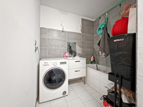 À vendre, Appartement Type 2 avec terrasse, Marseille 5ème