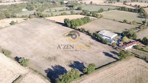 À VENDRE – Maison avec 38679m² de terrain et nombreuses dépendances