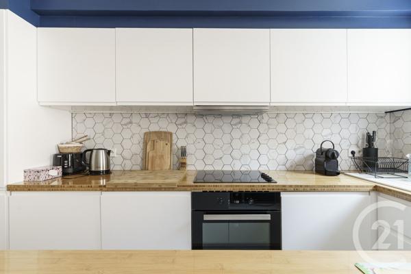 Appartement à vendre  3 pièces - 58 m 2   PARIS  - 75019