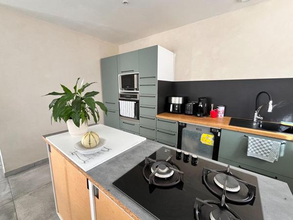 Maison  en pierres  5 pièce(s) 105 m2 22250 sevignac