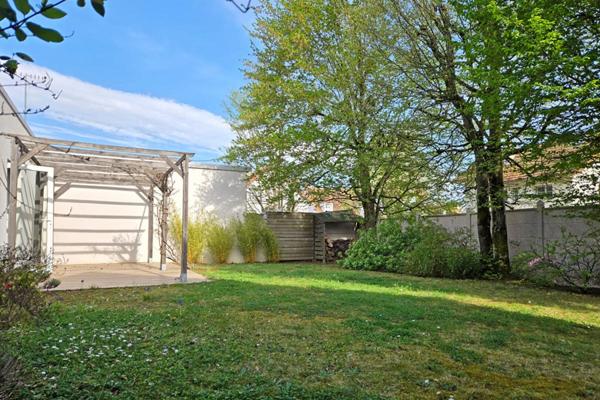 91700 - Maison de 9 pièces - 230 m²