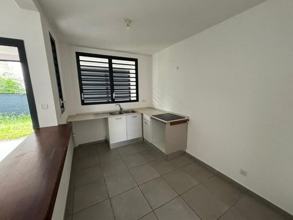 Appartement T3 Superficie 70 m2 avec 14m2 de terrasse et Jardin 105 m2