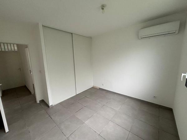 Appartement T3 Superficie 70 m2 avec 14m2 de terrasse et Jardin 105 m2