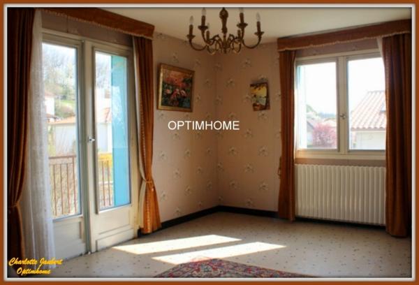 Maison à vendre 5 pièces CHALAIS (16)