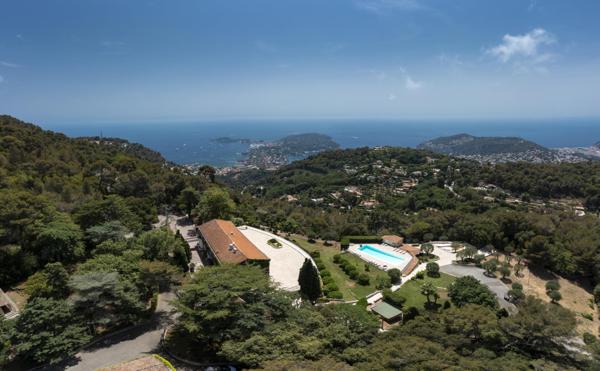 Maison à vendre  25 pièces - 1612 m2 VILLEFRANCHE SUR MER - 06