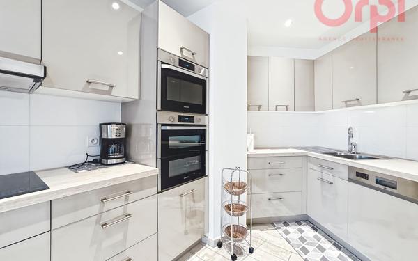 Appartement à vendre    3 pièces • 82,64 m2 Fréjus