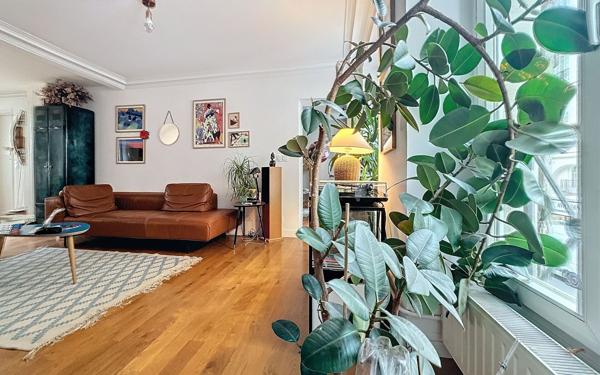Appartement à vendre    3 pièces • 82 m2 Paris 10