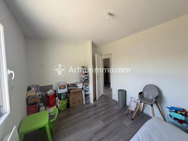 Vente                                                      Maison
                        
                     3 pièces                      70 m2                     à Saint-Astier