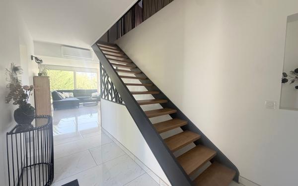 Maison à vendre    6 pièces •  Laon