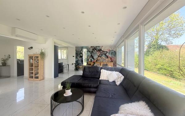 Maison à vendre    6 pièces •  Laon